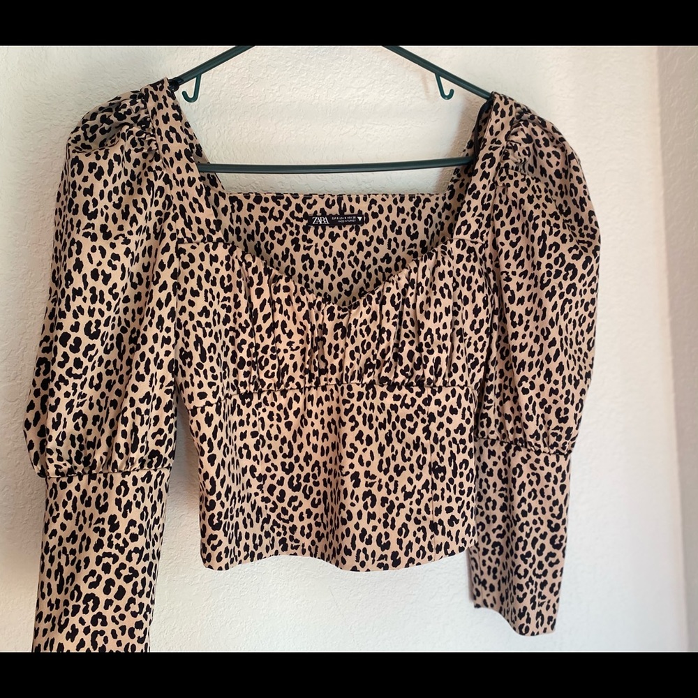 Zara Crop Top Leopard Print with Puffed Sleeves SMALL